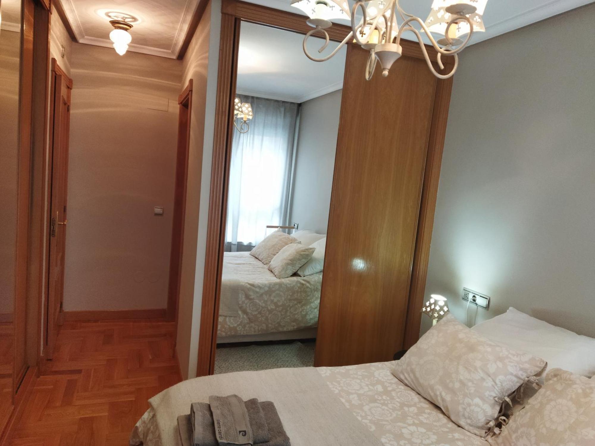 Centrico Apartamento Oviedo Parking Y Wifi Gratuitos Admite Mascotas 외부 사진